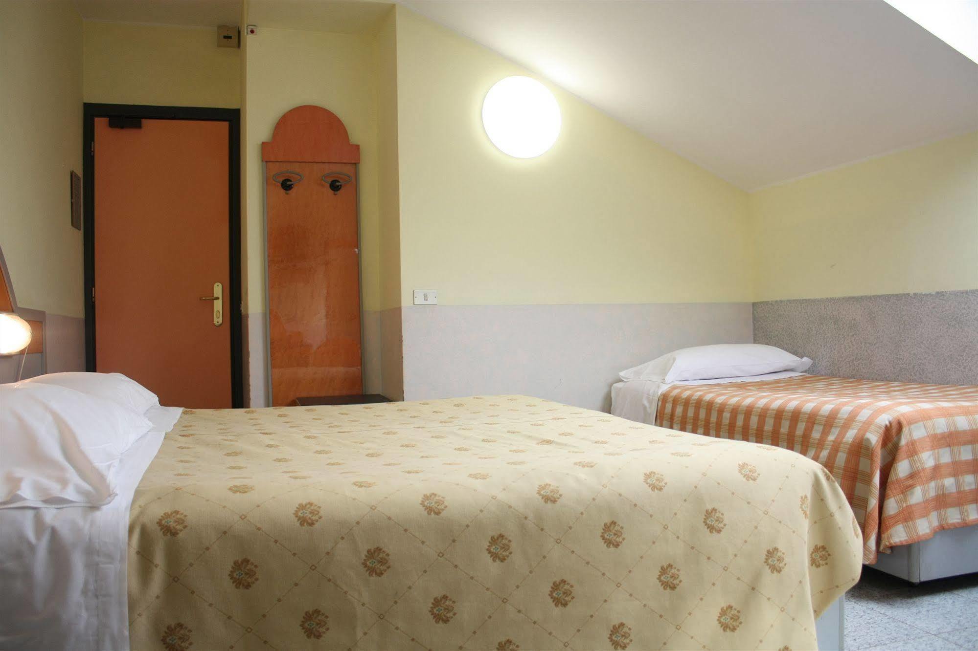Hotel Mazzini Letojanni Zewnętrze zdjęcie